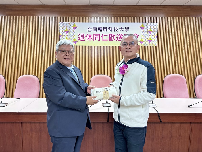 林家旭老師圖片