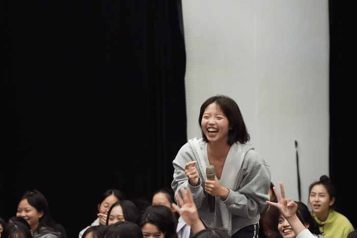 第七屆傑出校友路之．瑪迪霖返校分享　董事長頒贈傑出校友獎圖片