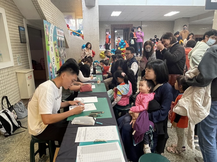 漫遊童趣 歡樂南應 幼兒園 Q 版漫畫 活動記者會圖片