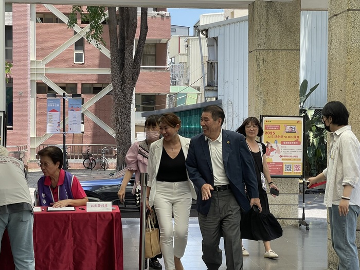 國內首座校園五星級專屬樂齡大學休閒交誼空間落成 記者會圖片