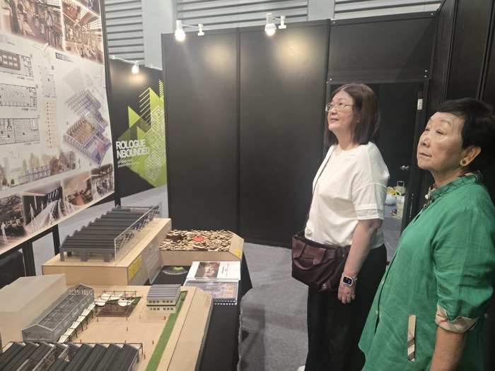 承載南應設計魂｜董事長與校友齊聚新一代設計展，成為學弟妹最強後盾圖片