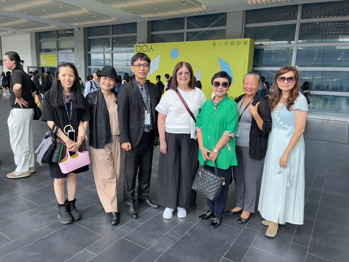 承載南應設計魂｜董事長與校友齊聚新一代設計展，成為學弟妹最強後盾圖片
